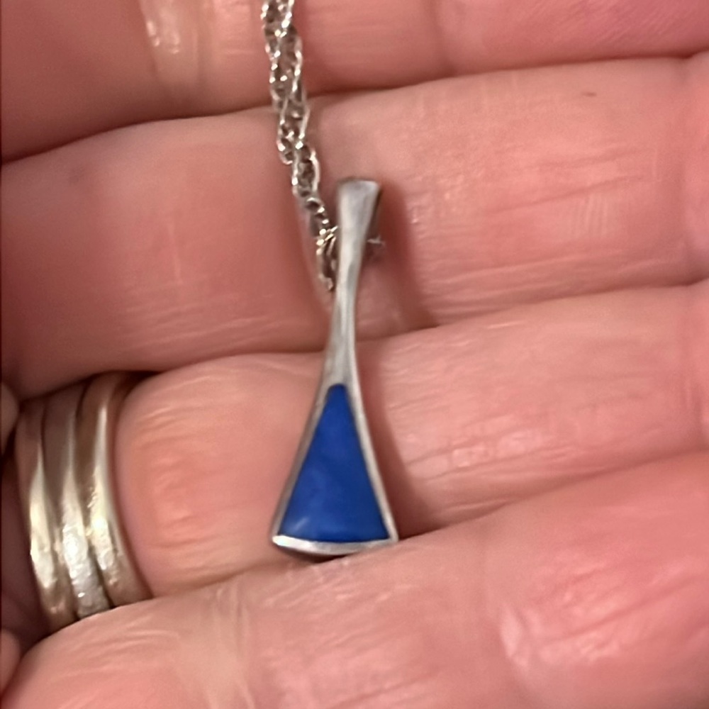 Sterling Silver Lapis blue stone pendant & chain necklace 925 vintage 18”